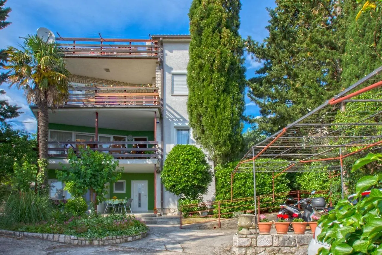 Apartments Sabina - 100M From Sea Crikvenica