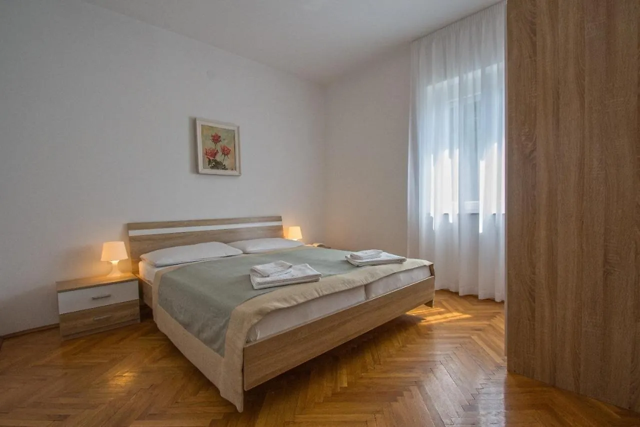 Apartments Sabina - 100M From Sea Crikvenica